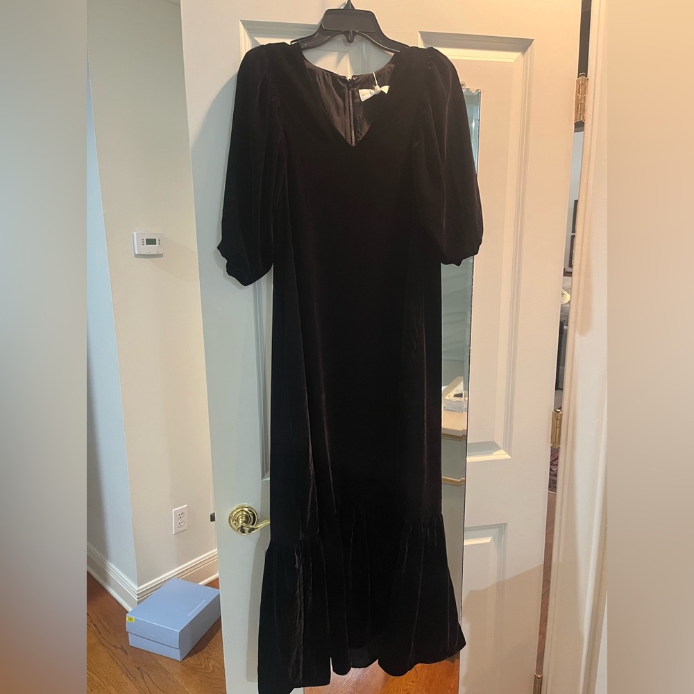 NWT Anna Cate dress size M